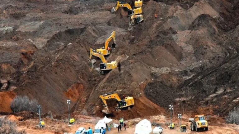 9 işçinin hayatını kaybettiği İliç davasında 12 sanığın 22 yıl 6’şar aya, 1 sanığın ise 24 yıla kadar hapsi istendi