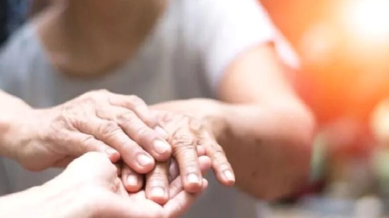 Ali Raif İlaç’tan Parkinson hastalarına ritimle destek: Parkinson Ritmi projesi hayata geçti