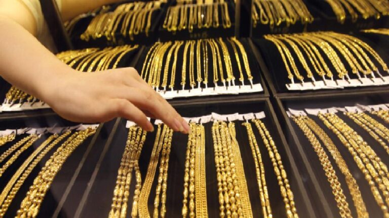 Altında gözler Fed ve ateşkes belirsizliğinde