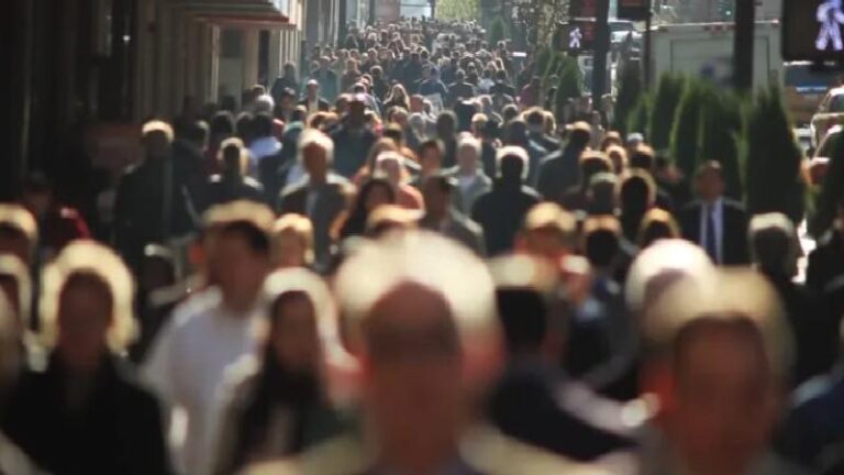 Anket: Vatandaşlar ne AKP’nin ne de CHP’nin Türkiye’nin sorunlarını çözebileceğini düşünmüyor!