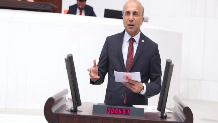 CHP’li Aşkın Genç’ten TBMM’de ‘Diyanet’ tepkisi: Diyanet’in bir dakikalık harcaması 90 emeklinin ikramiyesine denk