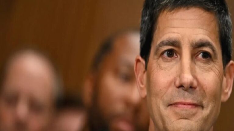 Fed Başkanı adayı Warsh, Senato’daki onay engelini aştı