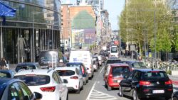 İran savaşı karşısında enerji krizi endişesi: Avrupa’da sürücülere “yakıt tasarruflu sürüş teknikleri dersi” önerisi