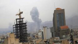 İsrail’den yeni saldırı tehdidi: İran halkına “Trenlerden uzak durun” çağrısı yapıldı!