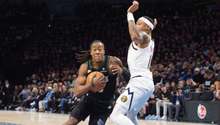 Kenardan gelip 43 sayı atan Dosunmu, Timberwolves’u Denver karşısında 3-1’e taşıdı