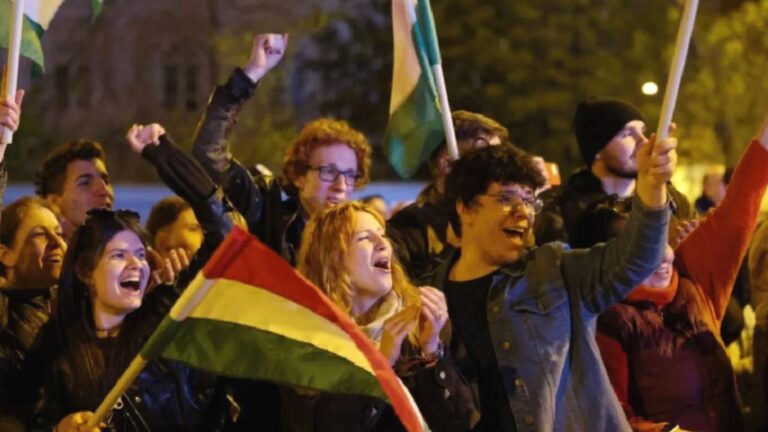 Özel ve İmamoğlu, Macaristan seçimlerinin galibi Magyar’ı tebrik etti: Zaferiniz, hepimizin zaferi; halkın iradesi tek adamlardan güçlü
