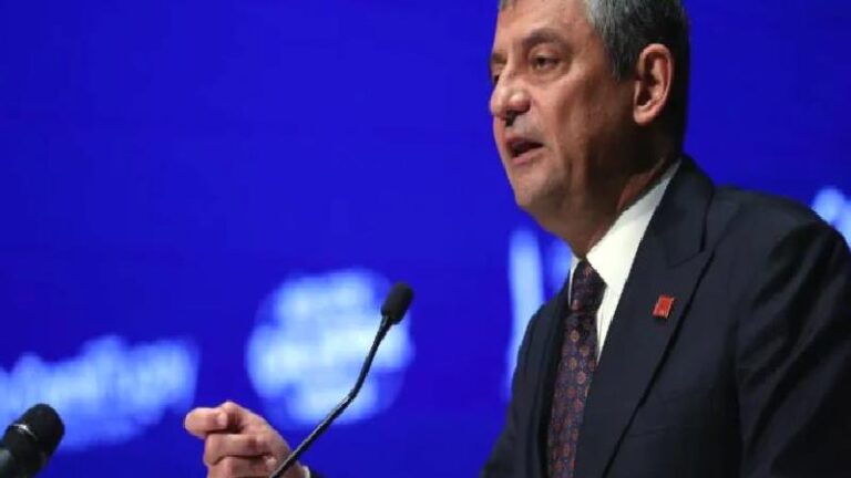 Özgür Özel’den Hristiyan cemaatinin liderlerine Paskalya tebriği