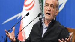 Pezeşkiyan: Onlar teslim olmamızı istiyor