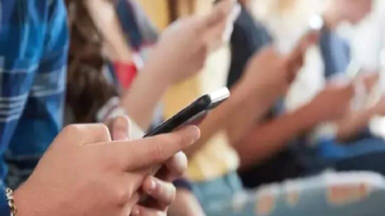 Sosyal medyada 15 yaş sınırı geliyor; doğrulama istenecek