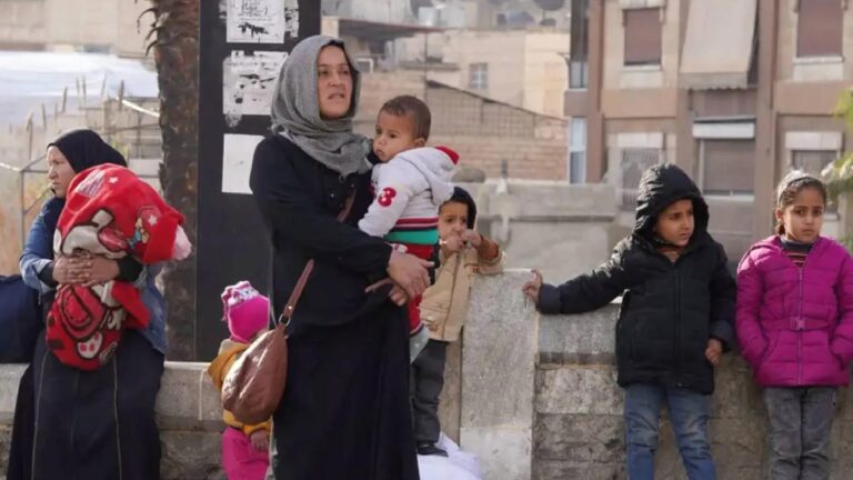 Suriye’de 100 binden fazla kadının hayatı neden kayıp?