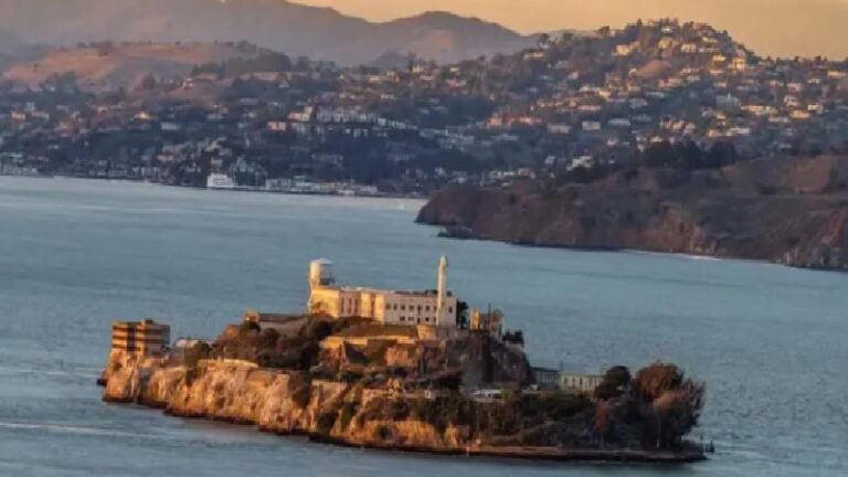 Trump, Alcatraz hapishanesini yeniden açmak için 152 milyon dolar istedi