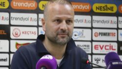 Vanspor FK Teknik Direktörü Osman Zeki Korkmaz: “İçeride konuştuk… Bize yakışmadı”