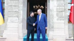 Zelenskiy’nin İstanbul ziyaretinde barış çağrıları