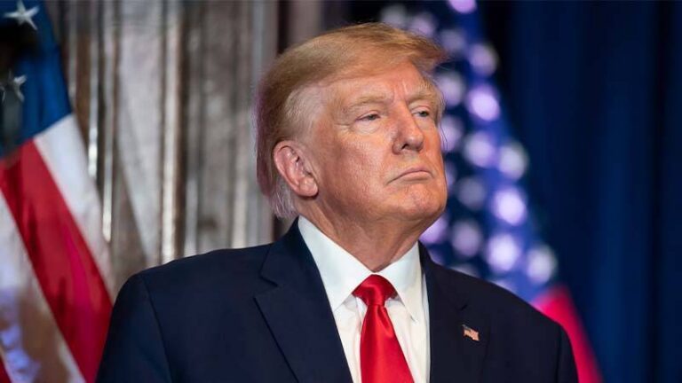 ABD Başkanı Trump’tan İran’a “beyaz bayrağı sallayın” çağrısı