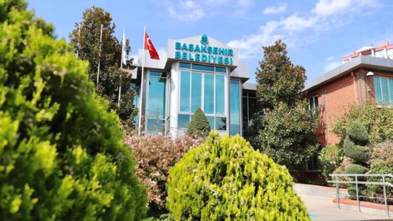 AKP’li Başakşehir Belediyesi’nden arsa satışı ve 1,1 milyar TL’lik borçlanma kararı