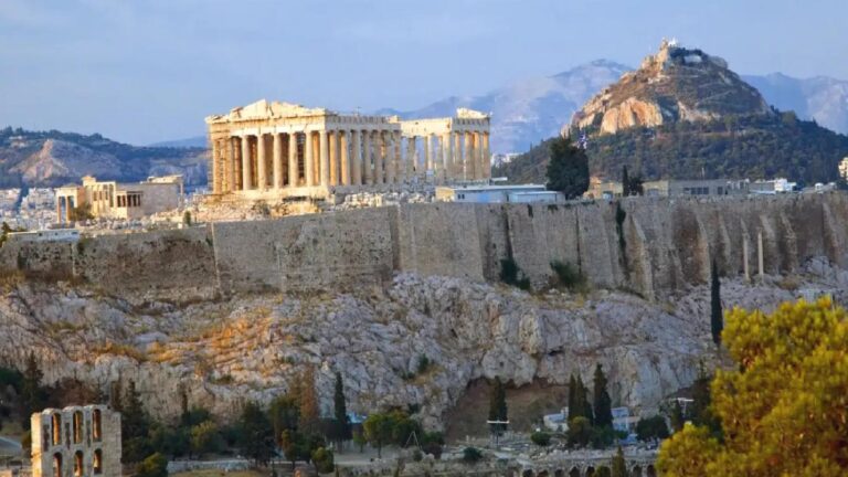 Avrupa Birliği, Yunanistan’a “Akropolis’i satın” önerisinde bulunmuş!