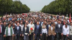 CHP Genel Başkanı Özgür Özel, gençlerle birlikte Kızılay’dan Anıtkabir’e yürüyecek