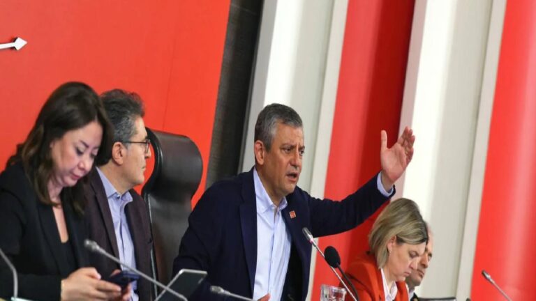 CHP PM’nin 5,5 saatlik toplantısı sona erdi: Bayramdan sonra ilk pazartesi imza sürecini başlatacağız