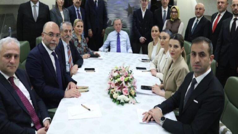 Erdoğan: Kazakistan’la ticaret hacmini 15 milyar dolara çıkarmak istiyoruz