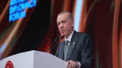 Ertuğrul Özkök | Son anket: Antalya’daki “5 kelime” ve Silivri davaları son 1 ayda halkı nasıl etkiledi?
