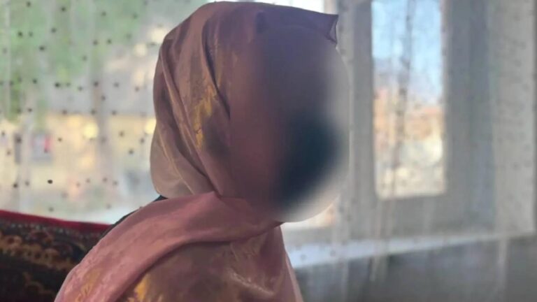 Evlendirilmemek için bir taksiye binip kaçan Aliya: ‘Neden Afganistan’da doğduk?’