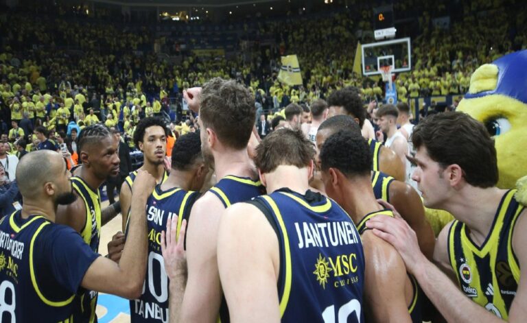 Fenerbahçe, 8. kez Final Four için parkede