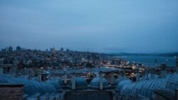 Financial Times’tan çarpıcı analiz | Bir mahalleden ülke okuması: Karagümrük Türkiye’nin aynası mı?