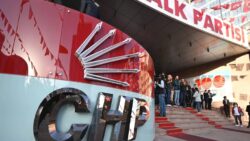 Gelecek Partili Üstün: CHP, 26 Temmuz’a kadar kongre yapmazsa bu tarihten sonra yapılacak seçimlere giremeyecek!