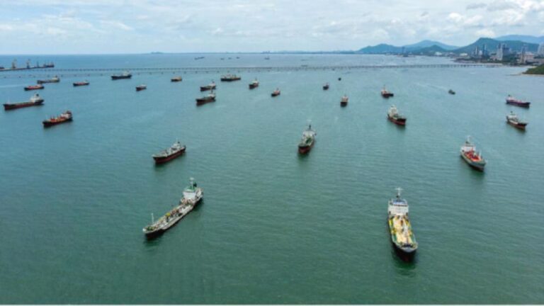 Hürmüz’de mahsur kalan denizciler için koridor çalışması sürüyor