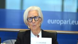 Lagarde: Uzun vadeli enflasyon beklentileri hedefle uyumlu