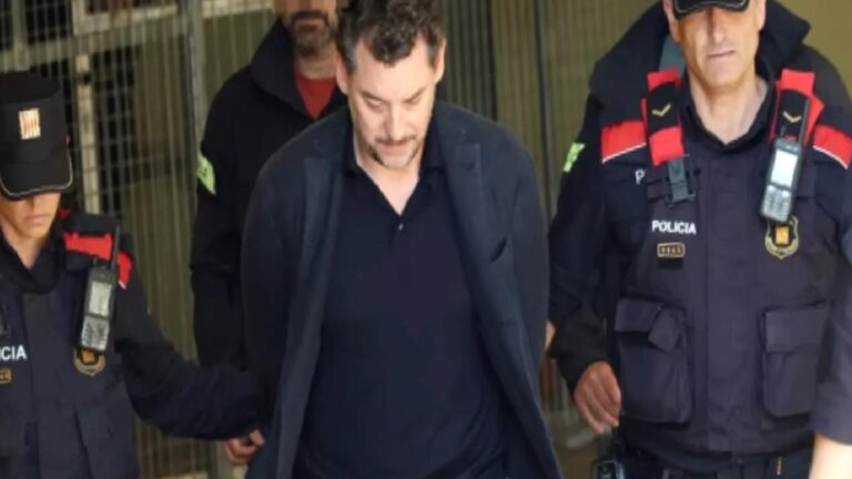 Mango’nun kurucusunu dağ yürüyüşündeki şüpheli ölümü: Oğlu savunmasında “Babamın dizi sakattı” dedi