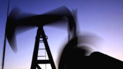 Petrolde Hürmüz belirsizliği devam ediyor