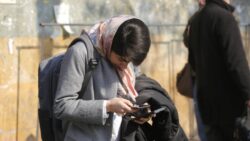 Pezeşkiyan onayladı: İran’da uluslararası internet yeniden açılıyor