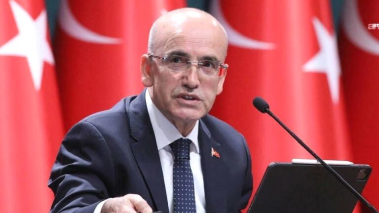 Şimşek: Eşel mobilin maliyeti iki ayda 2 milyar dolar