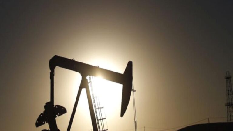 Suudi Arabistan’ın OPEC’e petrol üretimi 36 yılın en düşüğünde
