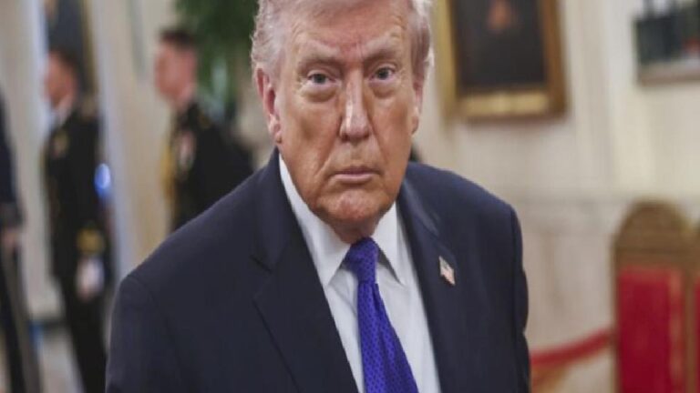 Trump: İran Hürmüz’den geçen Güney Kore gemisine saldırdı