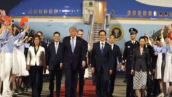 Trump’ın bugün başlayan tarihi Çin ziyaretinde hangi konular gündemde?