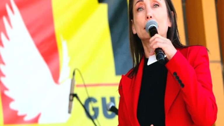 Tülay Hatimoğulları’ndan süreç açıklaması: Bazı tıkanıklıklar yaşanıyor ama aşılması için elimizden geleni yapıyoruz; barış nehri akacak!