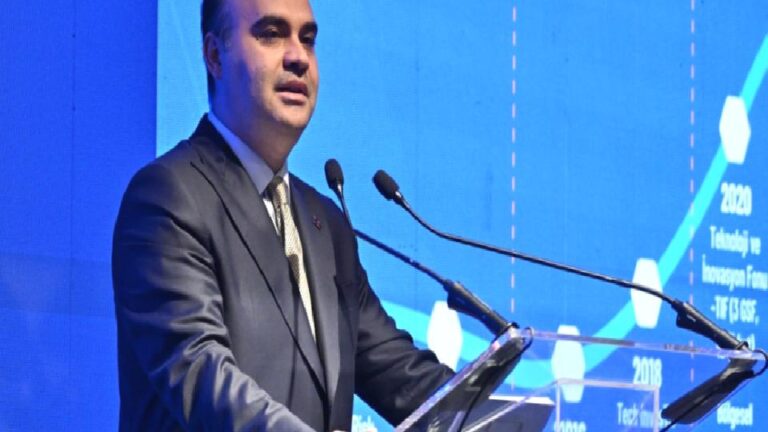 Türkiye 2027’de milli roketle Ay’a ulaşmayı hedefliyor