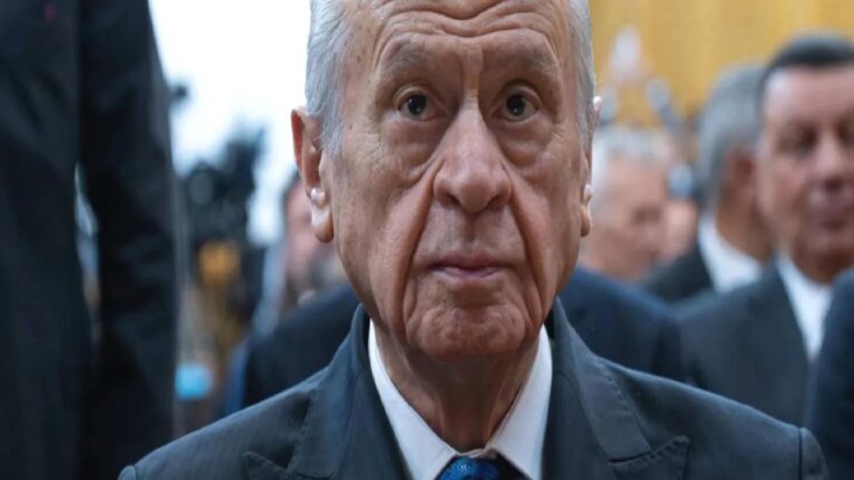 Bahçeli: Ne Kılıçdaroğlu ne de Özel CHP’nin tarihsel sorumluluğuna uygun bir görüntü ortaya koyamıyor, adım adım bölünme gerçekleşiyor
