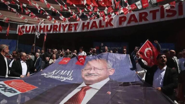 Cemil Tugay’ın istifası: Yeni parti hazırlığı sürüyor, belediye başkanlarına geçiş baskısı yok
