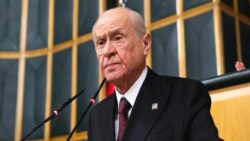 Cumhuriyet yazarı Bursalı: Bahçeli’nin iki ayrı partinin ortaya çıkmasından duyduğu rahatsızlık ve endişe nedir?