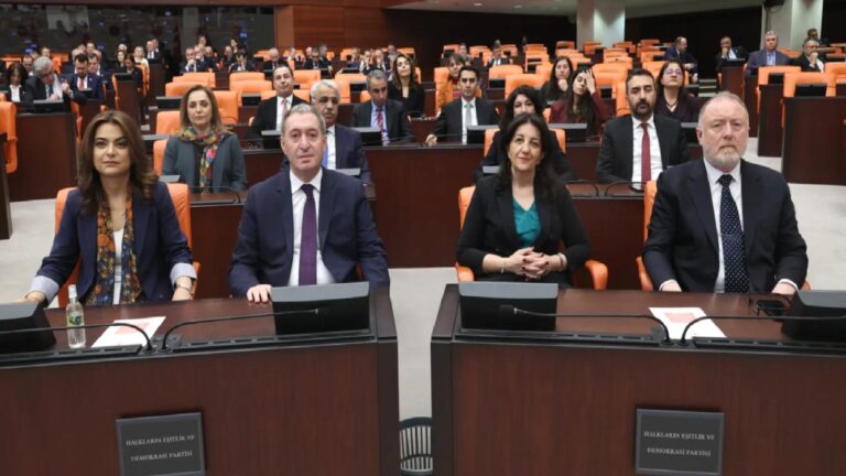 DEM Parti’de süreç hazırlığı: Öcalan ile konuşulup tartışıldı, kod yasa için görüşme takvimi oluşturulacak