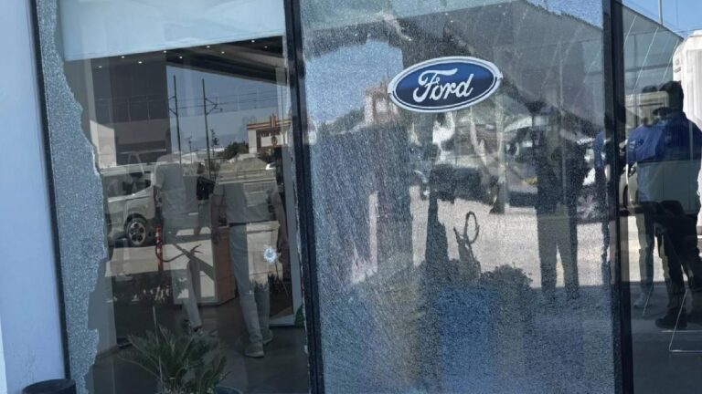 DEM Parti’den Otokoç’a yönelik saldırılara tepki: Toplumsal barışı tehdit eden her türlü eylem karşısında tutumumuz net, bu tür saldırılar kabul edilemez