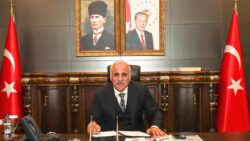Diyarbakır Valisi Murat Zorluoğlu’ndan “Terörsüz Türkiye” uyarısı: Bu olmazsa süreç istediğimiz sonucu vermez