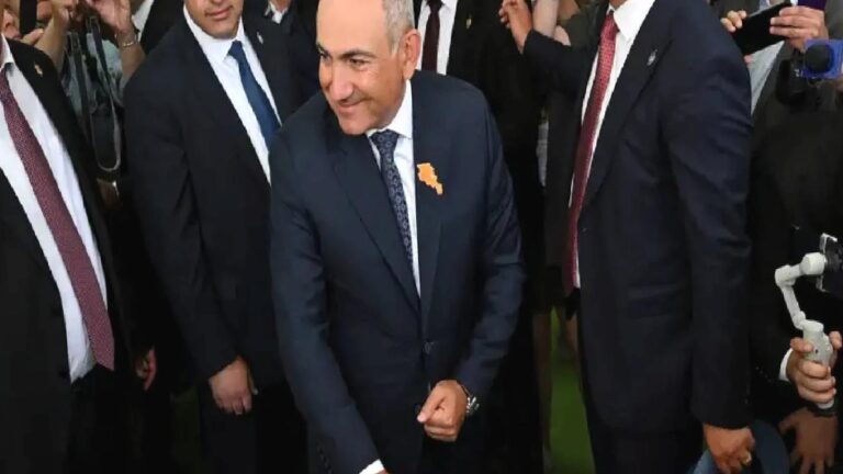 Ermenistan’da muhalefet seçimlerin iptali için başvurdu