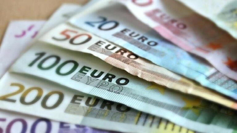 Euro/dolar’da denklem değişiyor