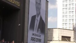 Ferdi Zeyrek vefatının birinci yılında Manisa’da anıldı: Kimsesizin kimsesi oldu, hiçbir zaman unutulmayacak!