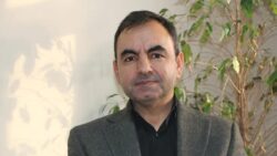 Gazeteci Ercüment Akdeniz’e “örgüt üyeliği” suçlamasından beraat