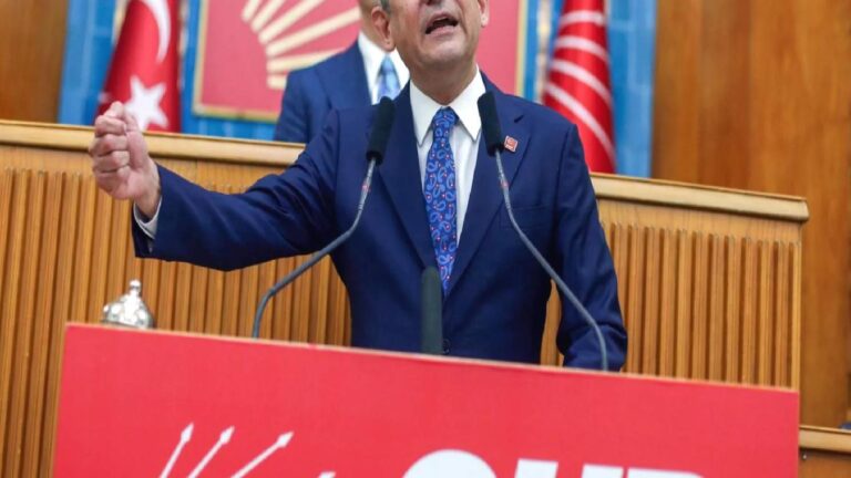 İddia: Özel ve ekibi, Demokrat Parti ile de temas kurdu ancak reddettiler; yeni partinin genel merkezi için bina tutuldu